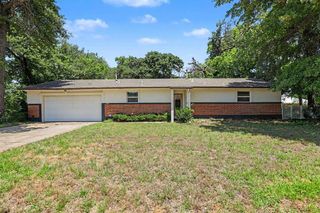 9617 NE 4th Street, Midwest City, OK 73130