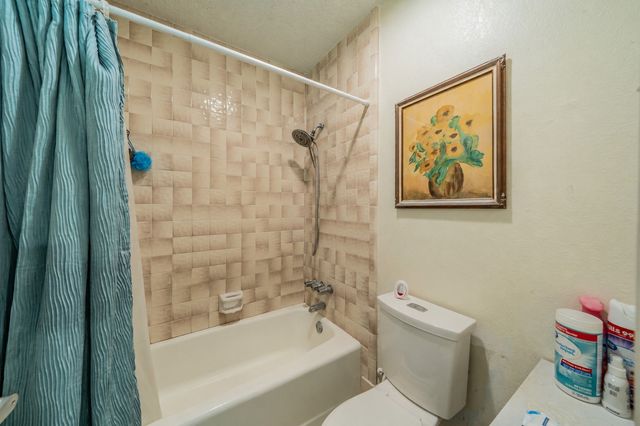 5011 Springbrook Drive, Midlothian, TX 76065