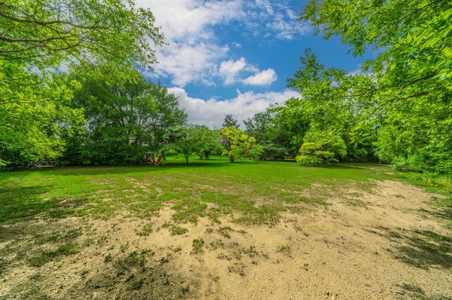 5011 Springbrook Drive, Midlothian, TX 76065
