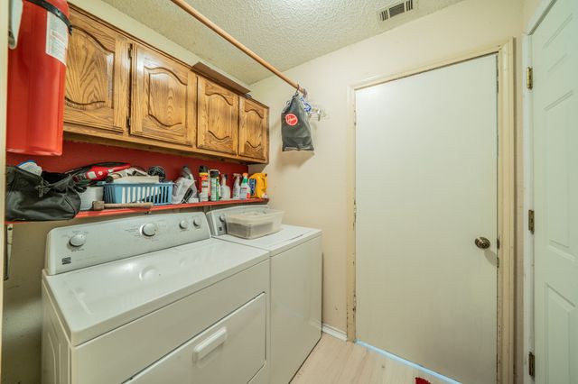 5011 Springbrook Drive, Midlothian, TX 76065
