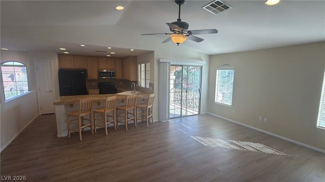 5450 Cardinal Ridge Court 204, Las Vegas, NV 89149