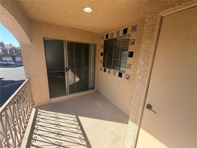 5450 Cardinal Ridge Court 204, Las Vegas, NV 89149