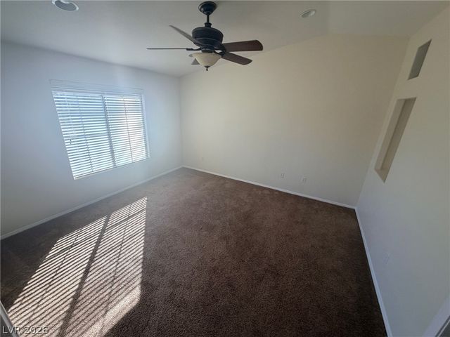 5450 Cardinal Ridge Court 204, Las Vegas, NV 89149