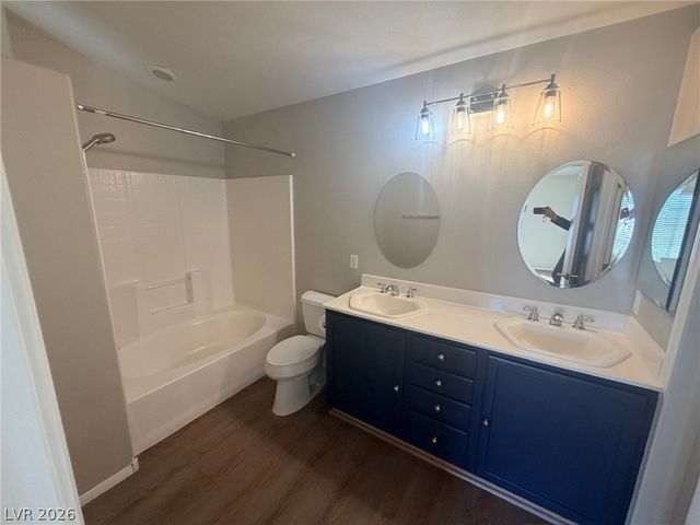 5450 Cardinal Ridge Court 204, Las Vegas, NV 89149