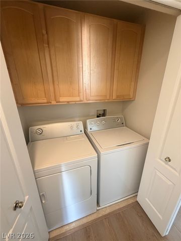 5450 Cardinal Ridge Court 204, Las Vegas, NV 89149