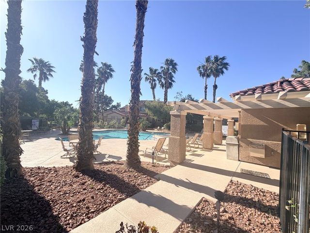 5450 Cardinal Ridge Court 204, Las Vegas, NV 89149