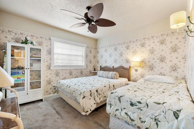 5661 SW 2nd Court 201, Margate, FL 33068