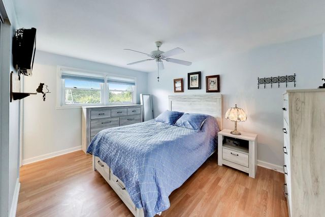 427 Kent Court, Schaumburg, IL 60193