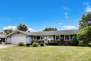 427 Kent Court, Schaumburg, IL 60193