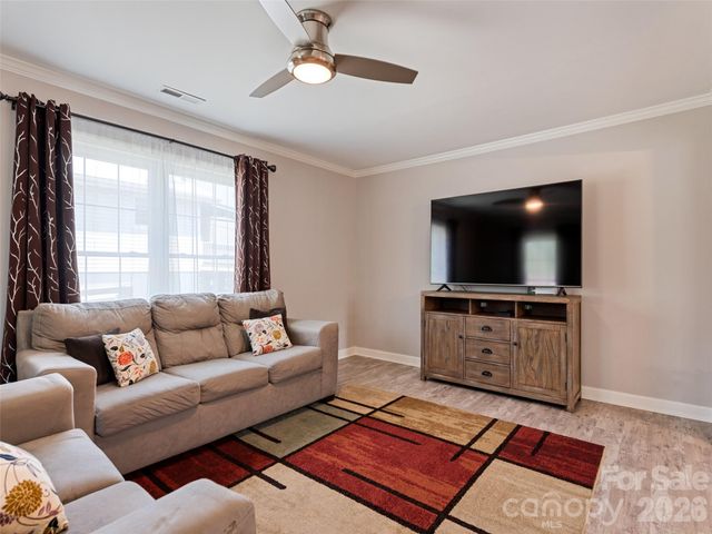 721 Camelot Drive, Waynesville, NC 28786