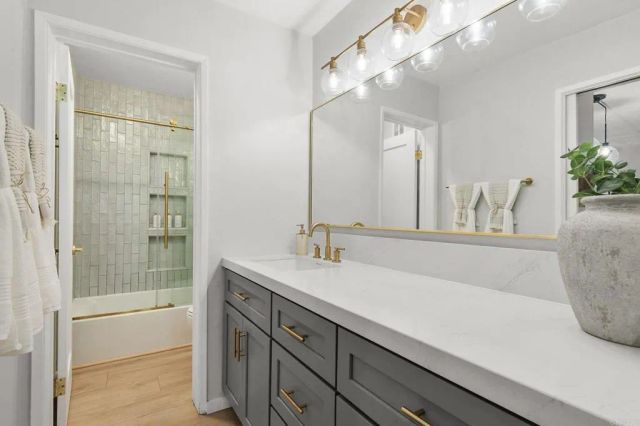 1855 Diamond St 5-218, San Diego, CA 92109