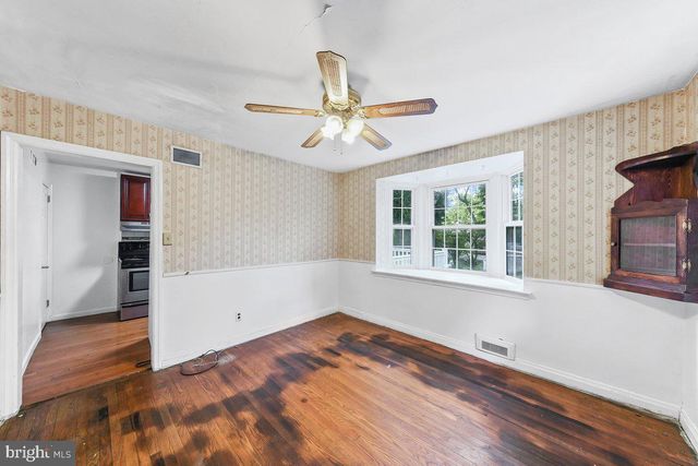 6 N STUYVESANT DR, Wilmington, DE 19809