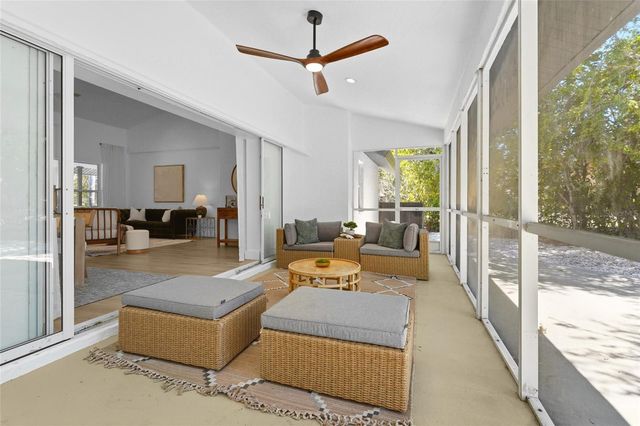 4074 REDBIRD CIRCLE, Sarasota, FL 34231