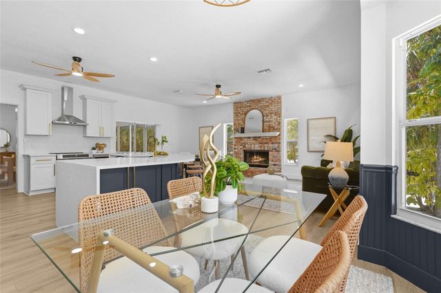 4074 REDBIRD CIRCLE, Sarasota, FL 34231