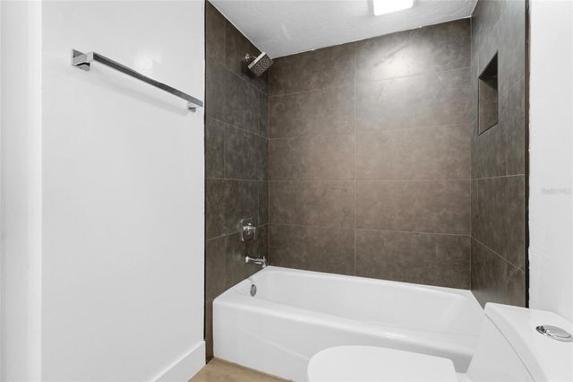 4074 REDBIRD CIRCLE, Sarasota, FL 34231