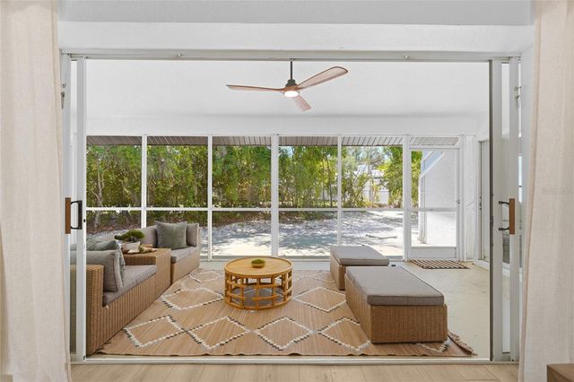 4074 REDBIRD CIRCLE, Sarasota, FL 34231