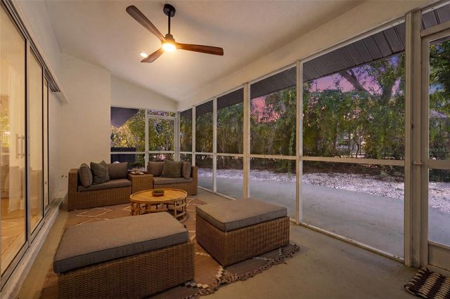4074 REDBIRD CIRCLE, Sarasota, FL 34231