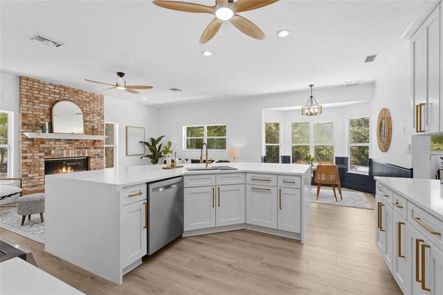4074 REDBIRD CIRCLE, Sarasota, FL 34231