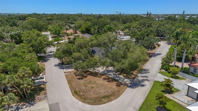 4074 REDBIRD CIRCLE, Sarasota, FL 34231