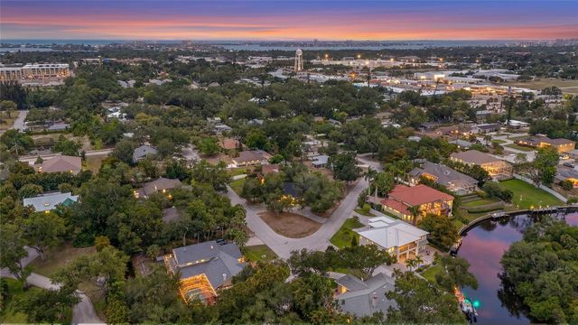 4074 REDBIRD CIRCLE, Sarasota, FL 34231
