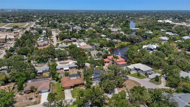 4074 REDBIRD CIRCLE, Sarasota, FL 34231