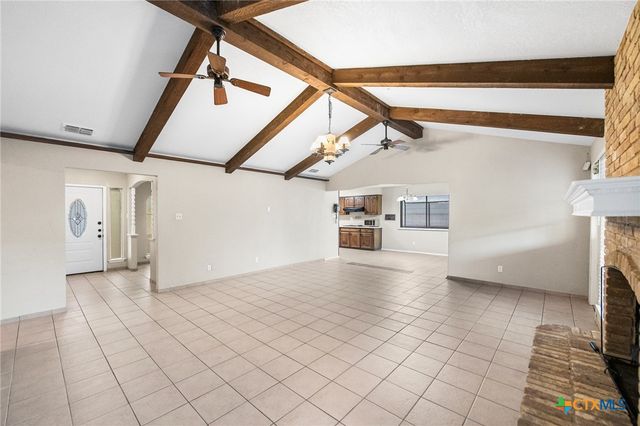 5523 King Richard Street, San Antonio, TX 78229