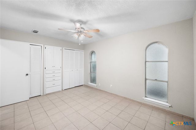 5523 King Richard Street, San Antonio, TX 78229