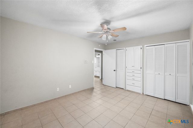 5523 King Richard Street, San Antonio, TX 78229