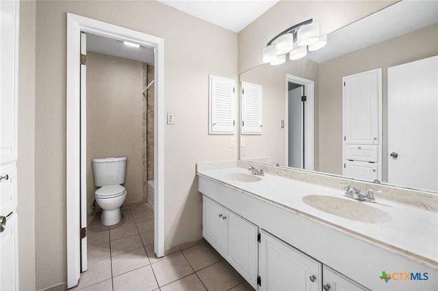 5523 King Richard Street, San Antonio, TX 78229