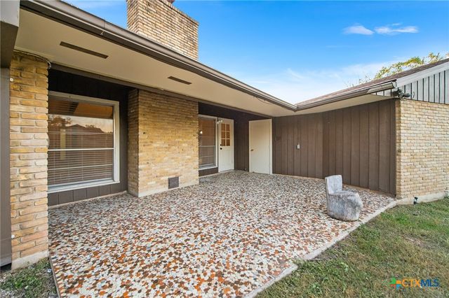 5523 King Richard Street, San Antonio, TX 78229