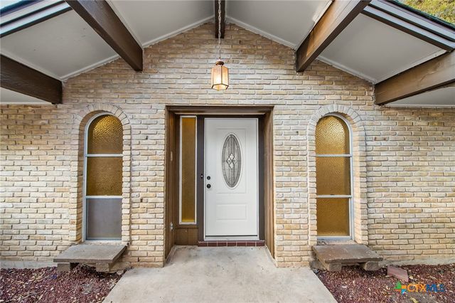 5523 King Richard Street, San Antonio, TX 78229