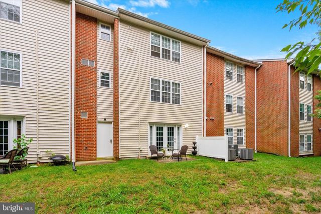 15500 HORSESHOE LN #500, Woodbridge, VA 22191