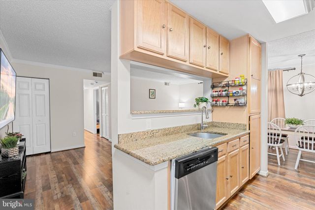 15500 HORSESHOE LN #500, Woodbridge, VA 22191