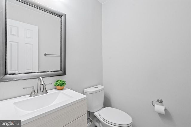 15500 HORSESHOE LN #500, Woodbridge, VA 22191