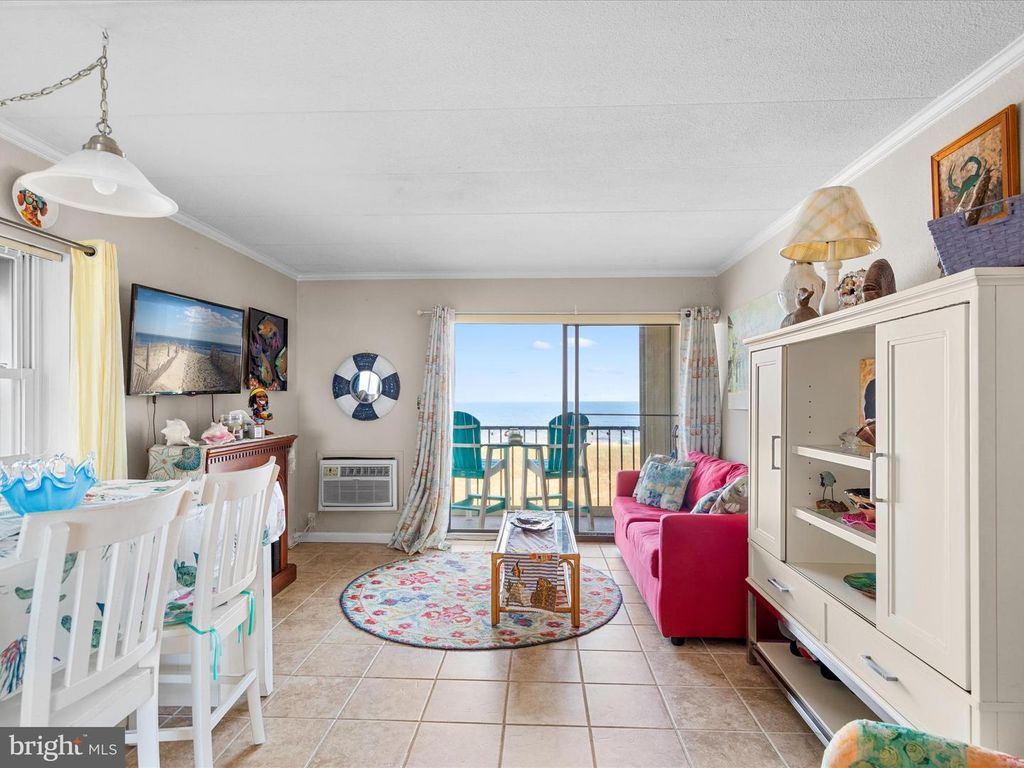 Image 13 of property listing at 7001 ATLANTIC AVE #E2060B, Ocean City, MD 21842
