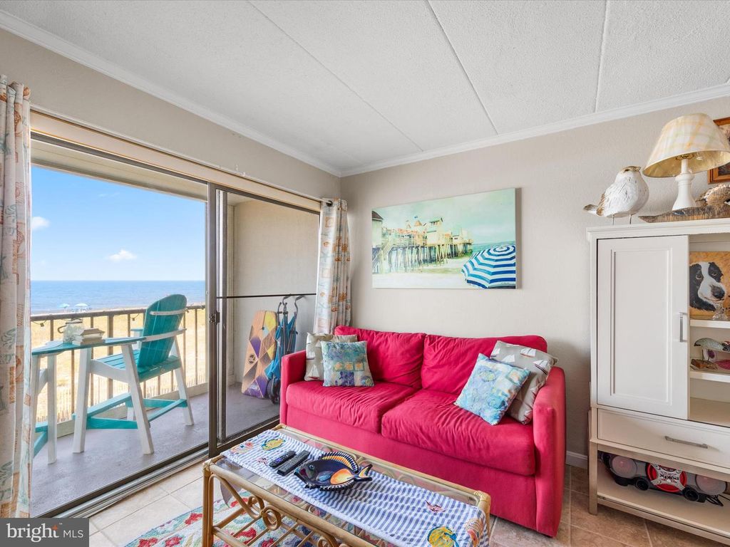Image 16 of property listing at 7001 ATLANTIC AVE #E2060B, Ocean City, MD 21842