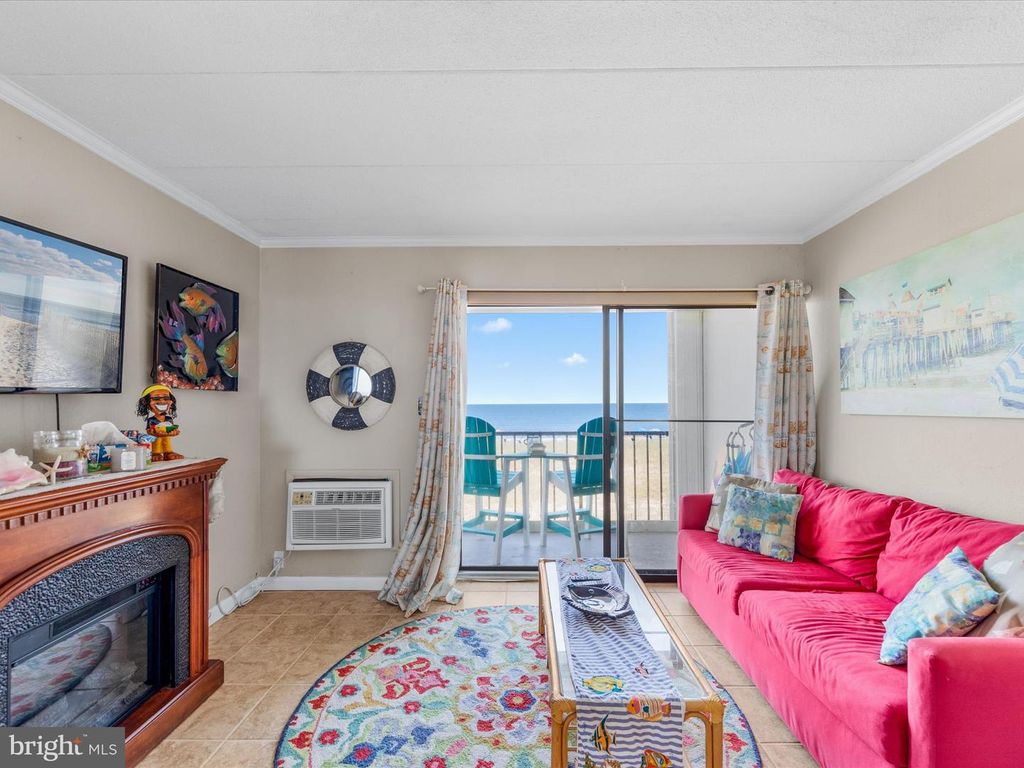 Image 17 of property listing at 7001 ATLANTIC AVE #E2060B, Ocean City, MD 21842