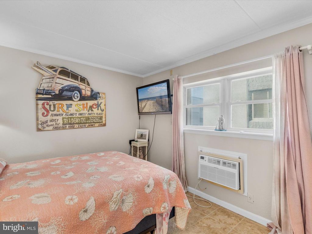 Image 23 of property listing at 7001 ATLANTIC AVE #E2060B, Ocean City, MD 21842
