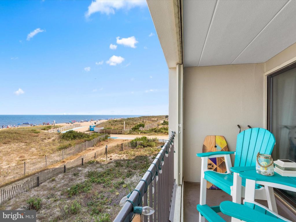 Image 5 of property listing at 7001 ATLANTIC AVE #E2060B, Ocean City, MD 21842