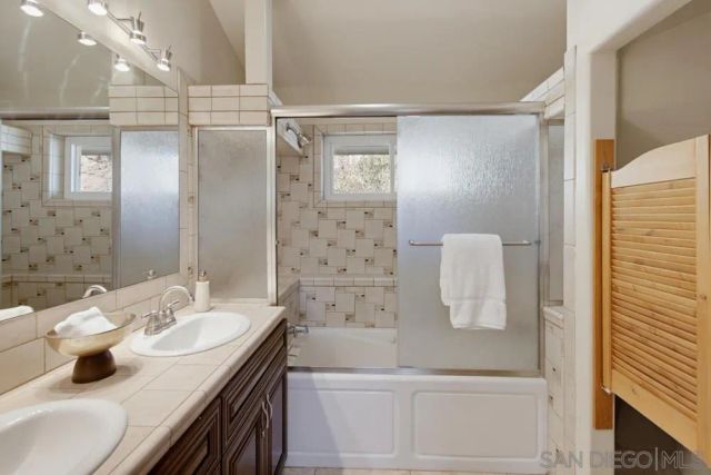 16118 Green Valley Truck, Ramona, CA 92065