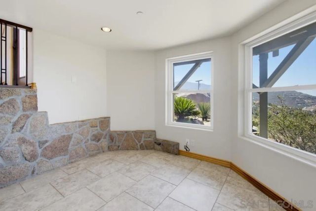 16118 Green Valley Truck, Ramona, CA 92065