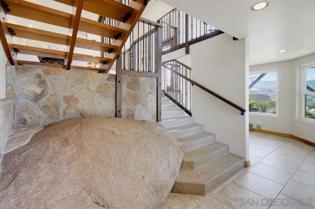 16118 Green Valley Truck, Ramona, CA 92065