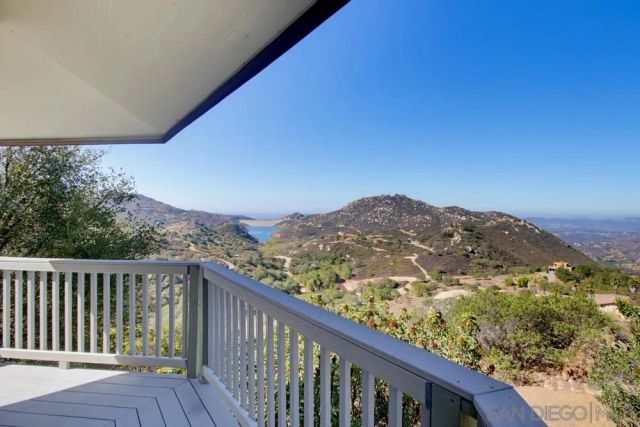 16118 Green Valley Truck, Ramona, CA 92065