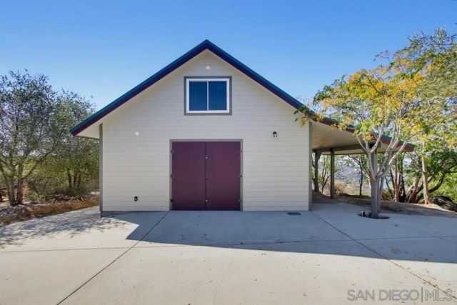 16118 Green Valley Truck, Ramona, CA 92065