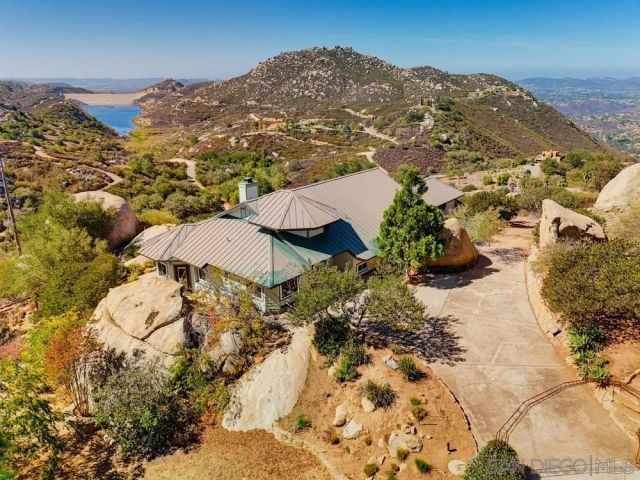 16118 Green Valley Truck, Ramona, CA 92065