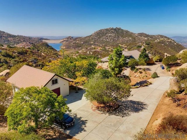 16118 Green Valley Truck, Ramona, CA 92065