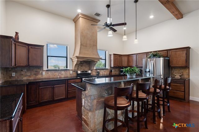2103 CR 320, Granger, TX 76530
