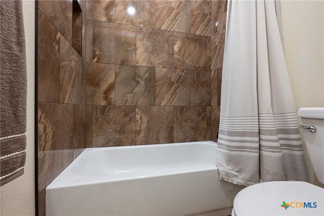 2103 CR 320, Granger, TX 76530