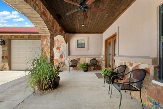 2103 CR 320, Granger, TX 76530