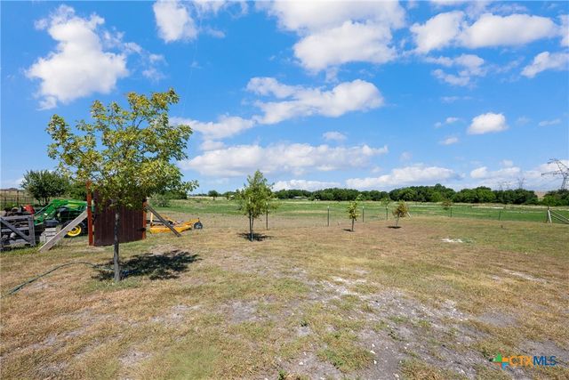 2103 CR 320, Granger, TX 76530